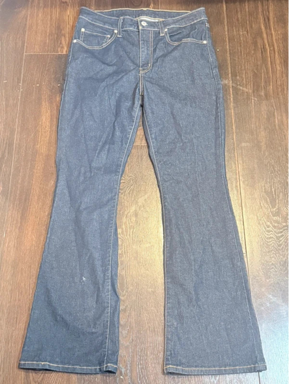Women’s Levi’s Bootcut Flare Jeans – W30 L30 1649
